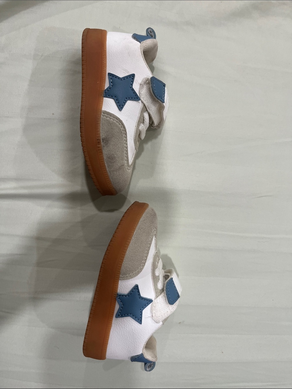 Ina White Sneakers with Blue Star and Gum Sole
